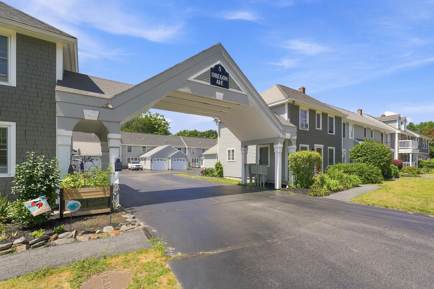 5 Oregon Avenue 106