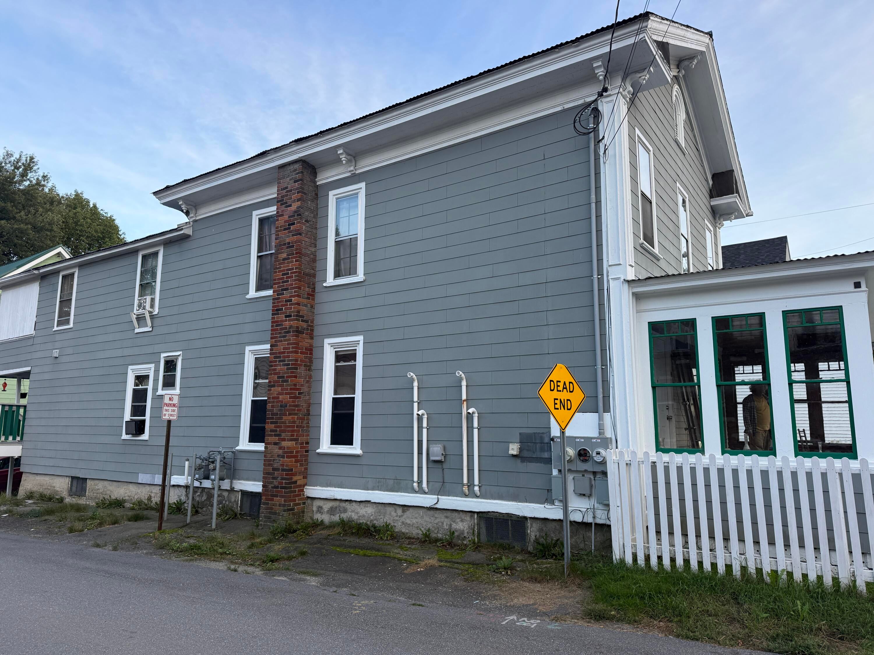 25 Washington Street