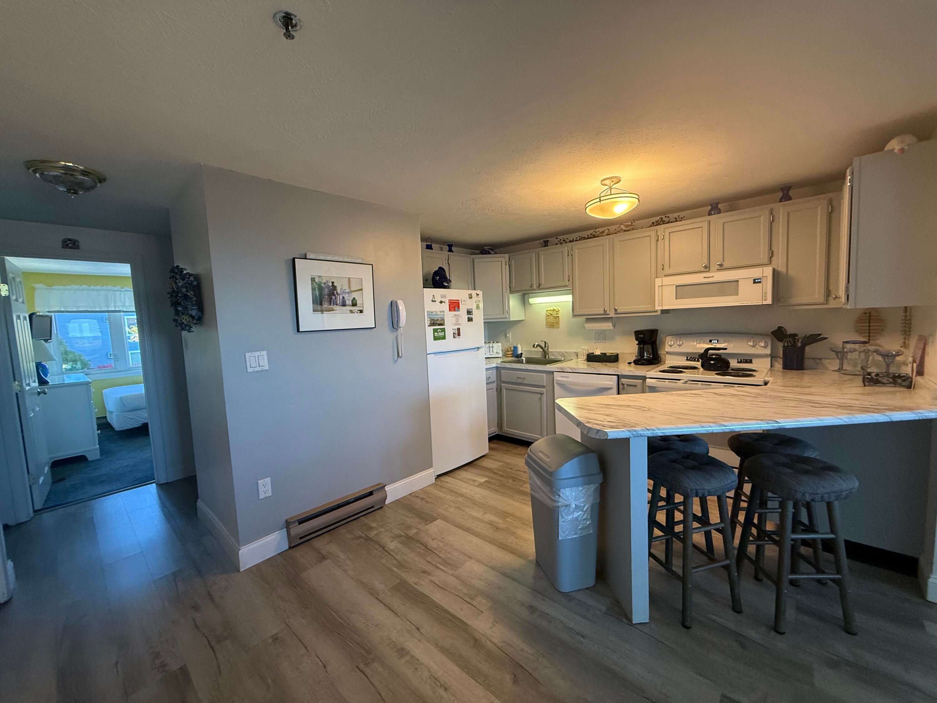 1373 Post Road 13F