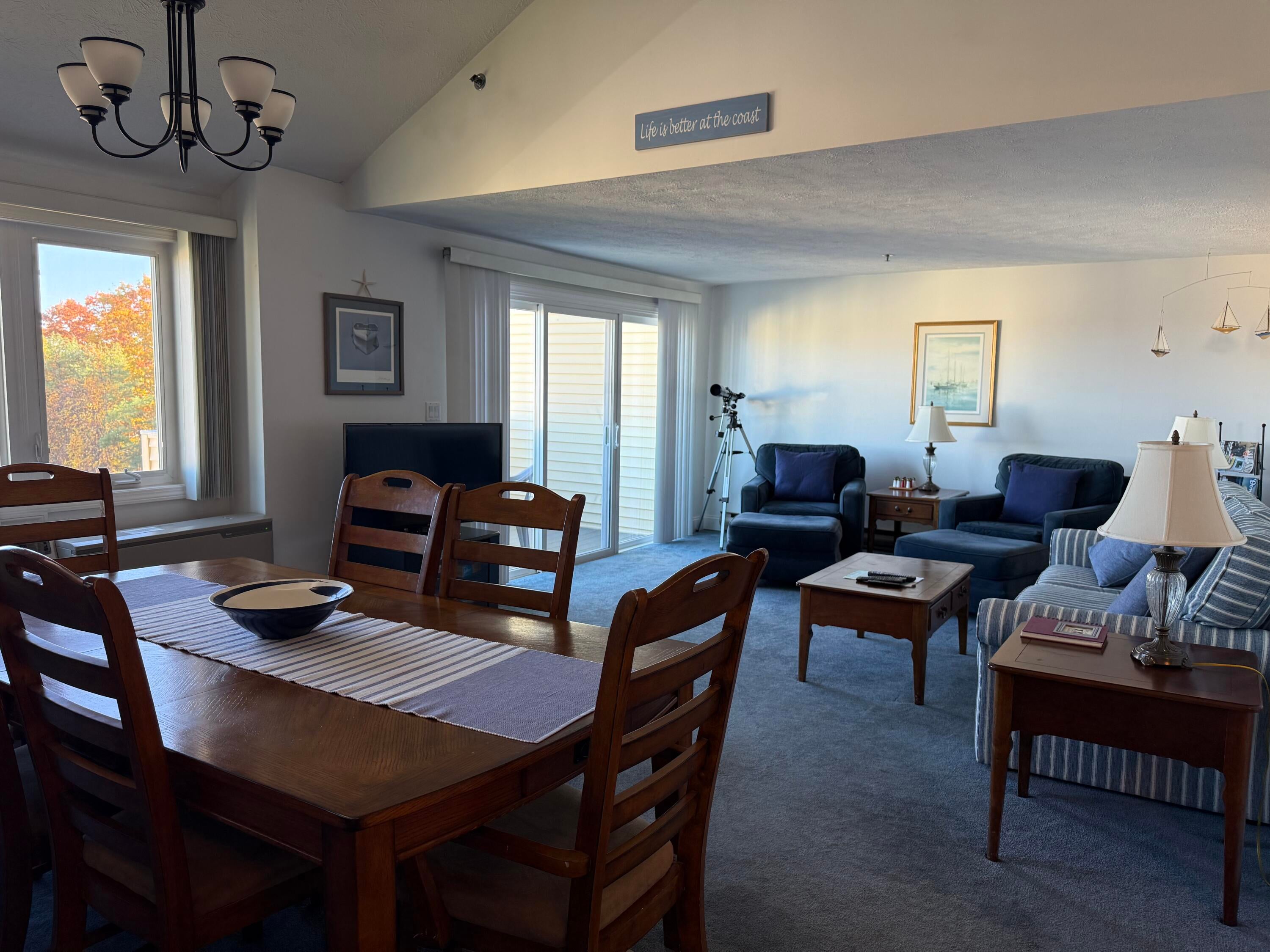1373 Post Road 13F