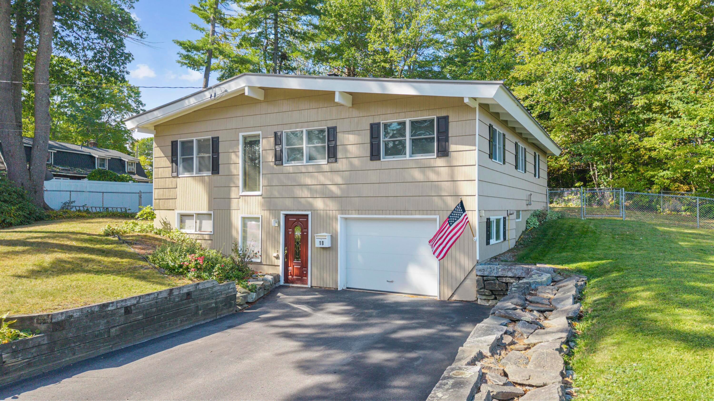 18 Duncan Road