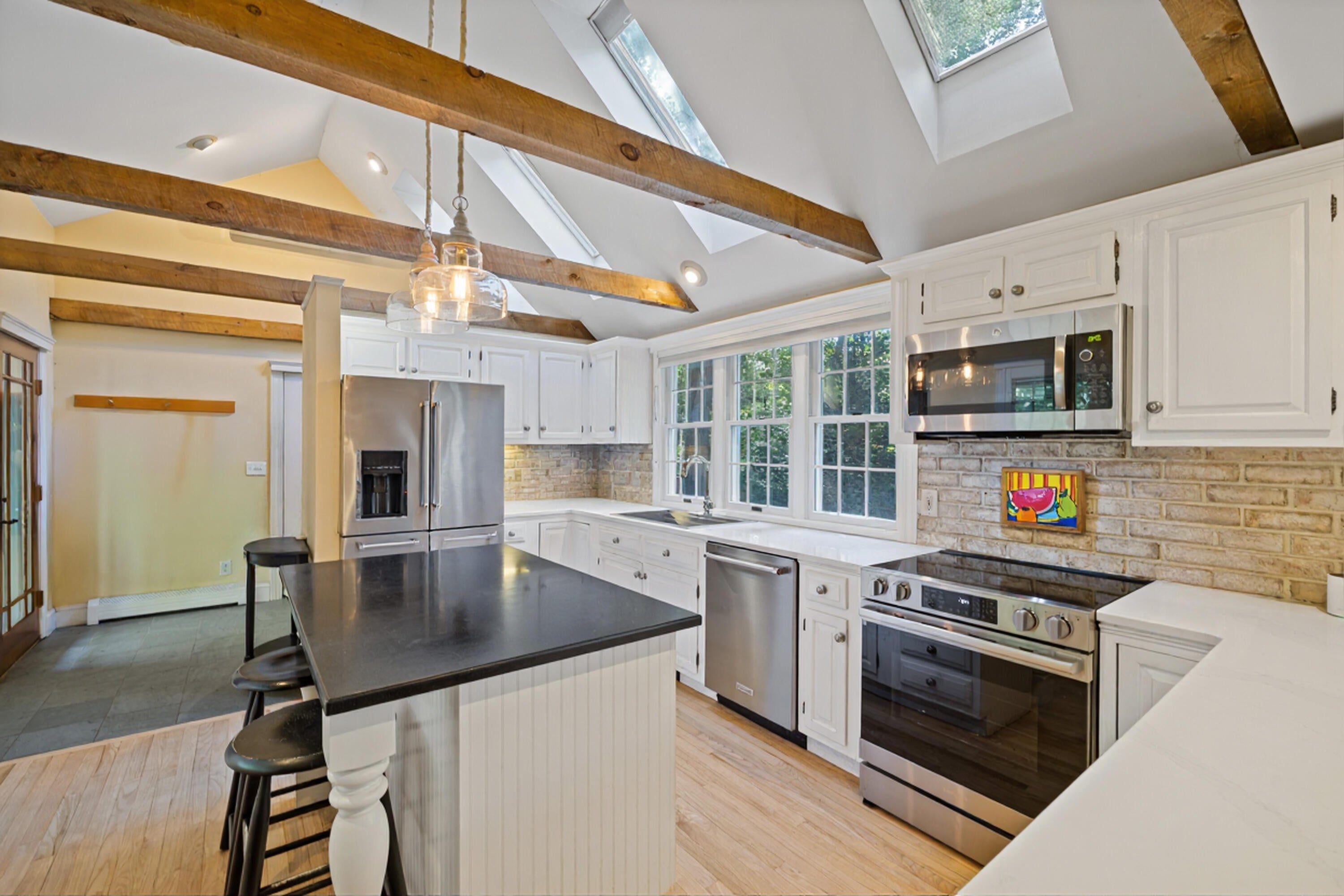 60 Sunrise Terrace