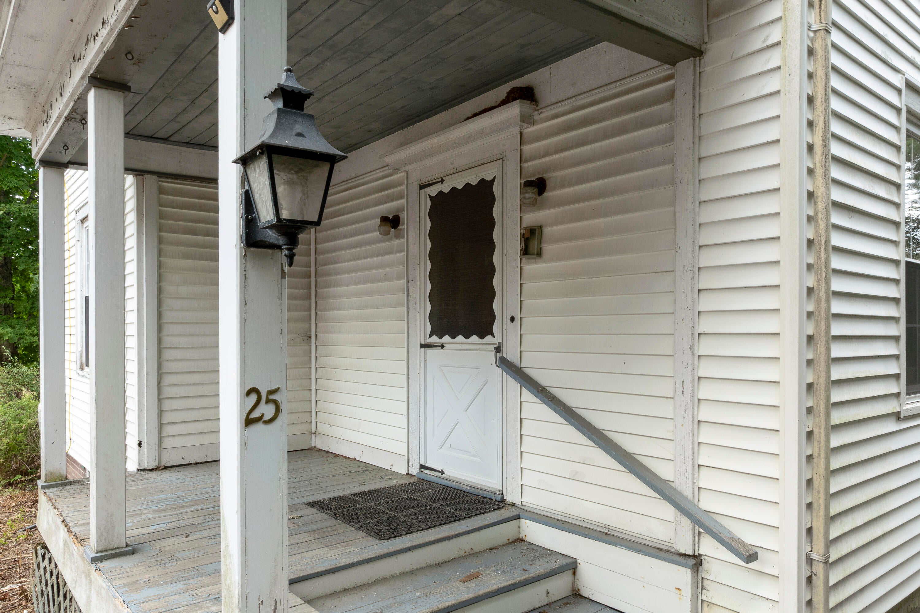 25 High Street