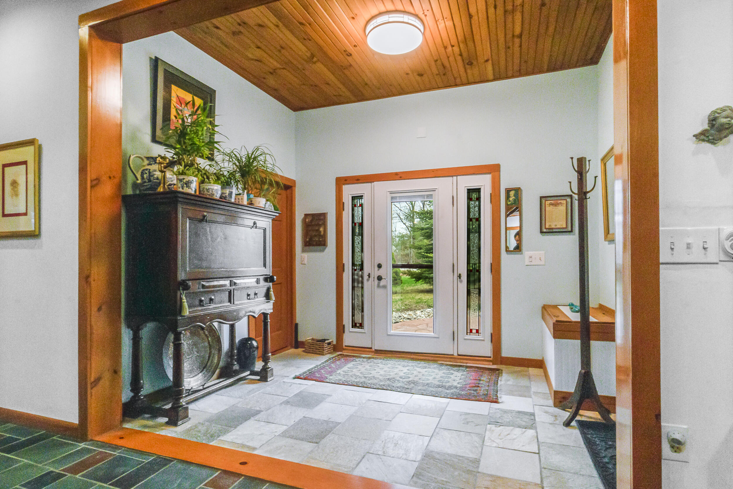 14 Cal Vista Drive