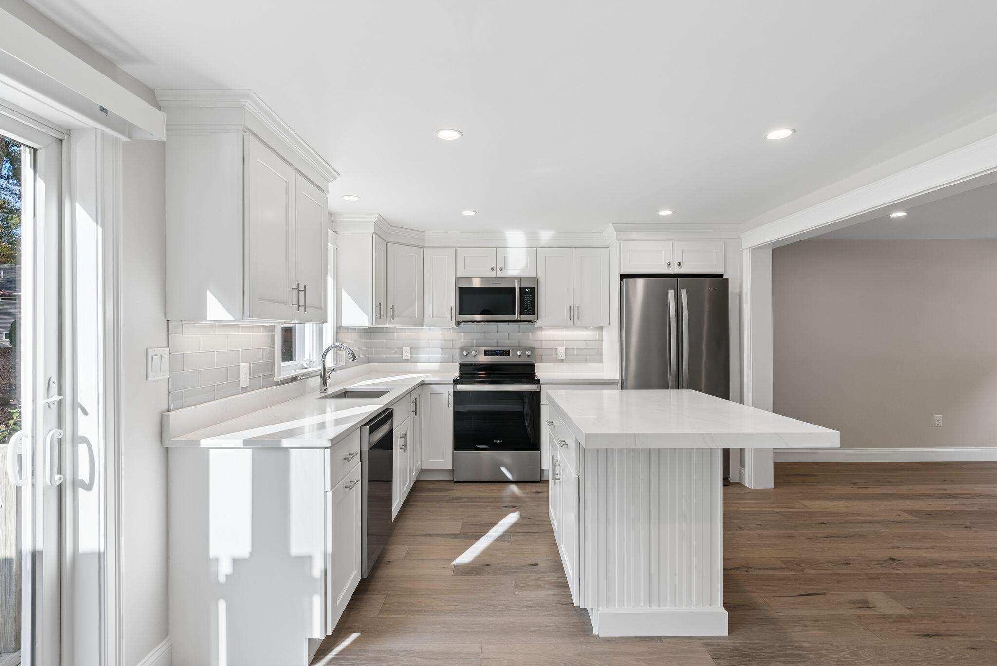60 Brown Street 11
