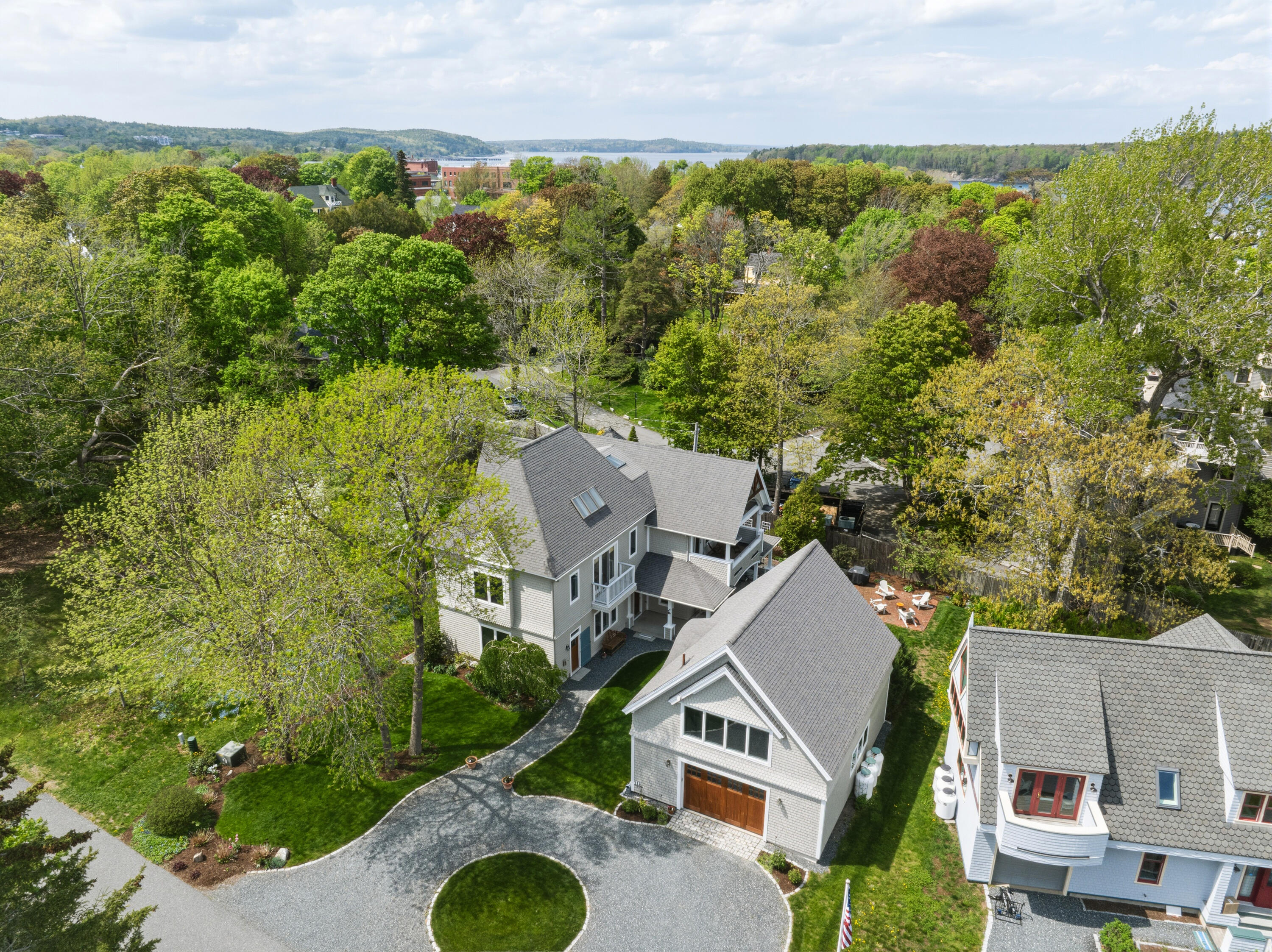 11 Grason Lane