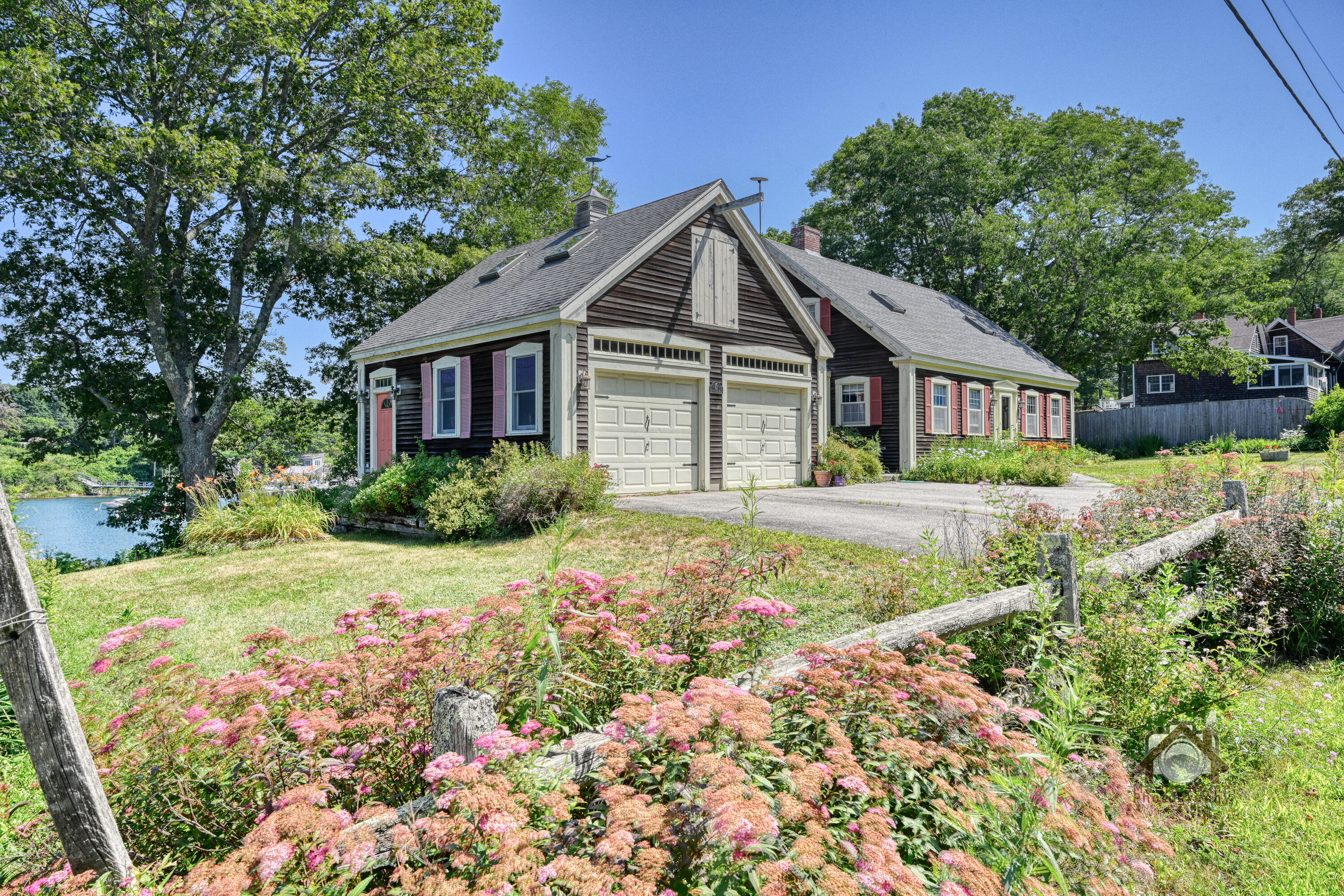 82 Southside Road