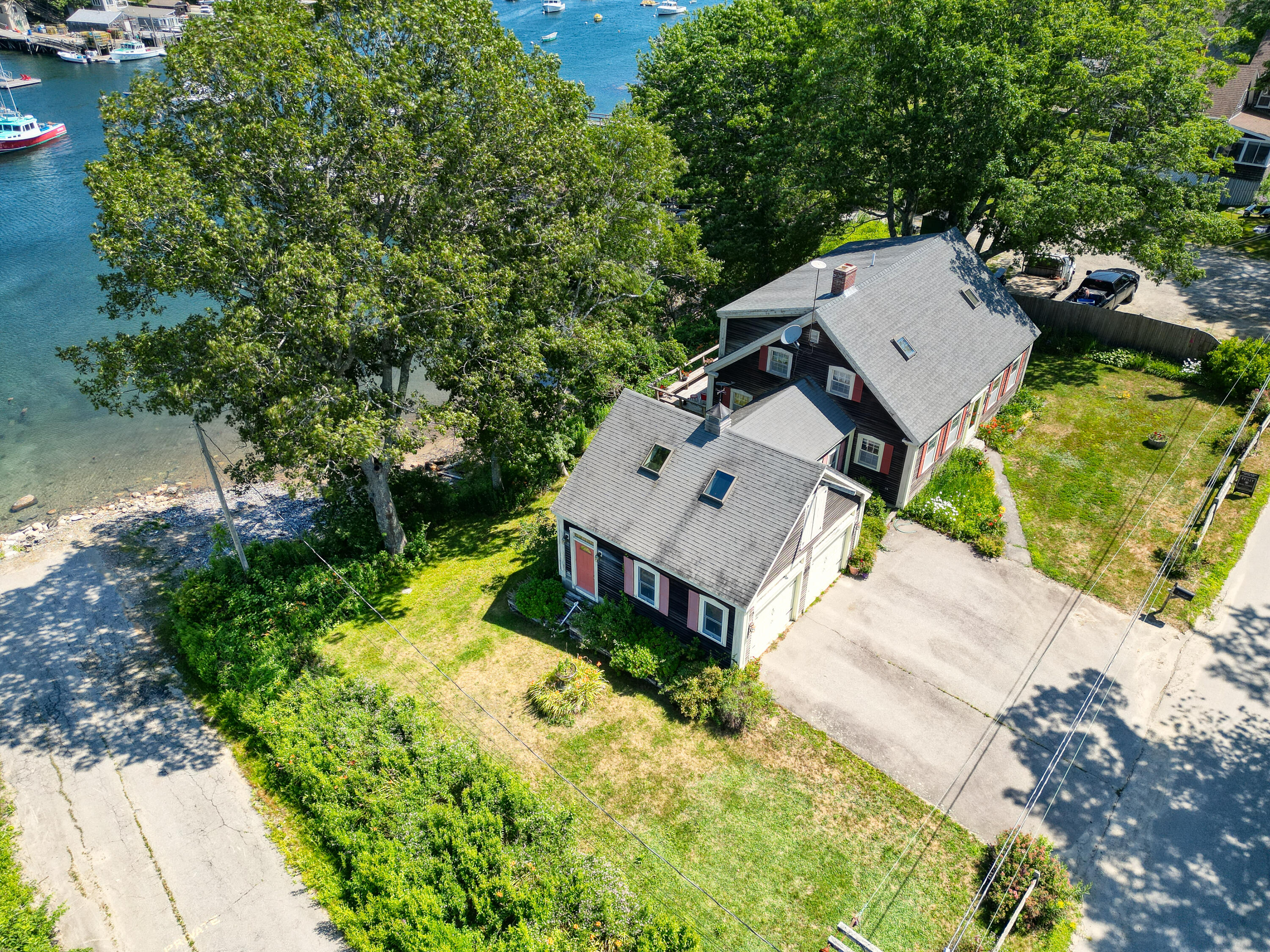 82 Southside Road