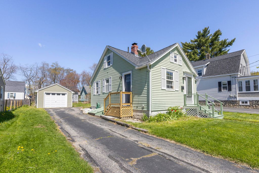 Photo of 24 Westminster Avenue, Portland, ME 04103 (MLS # 1662181)