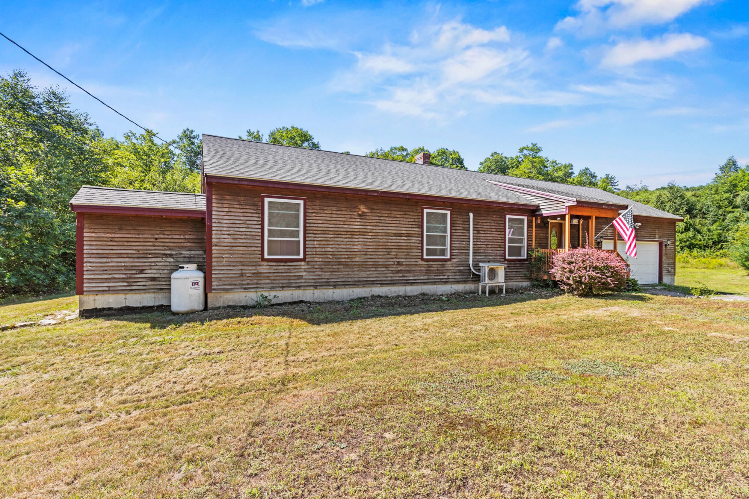 7 Mooers Road