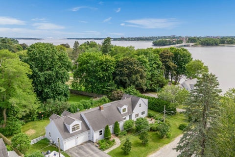 Photo of 14 Fern Avenue, Falmouth, ME 04105 (MLS # 1669183)