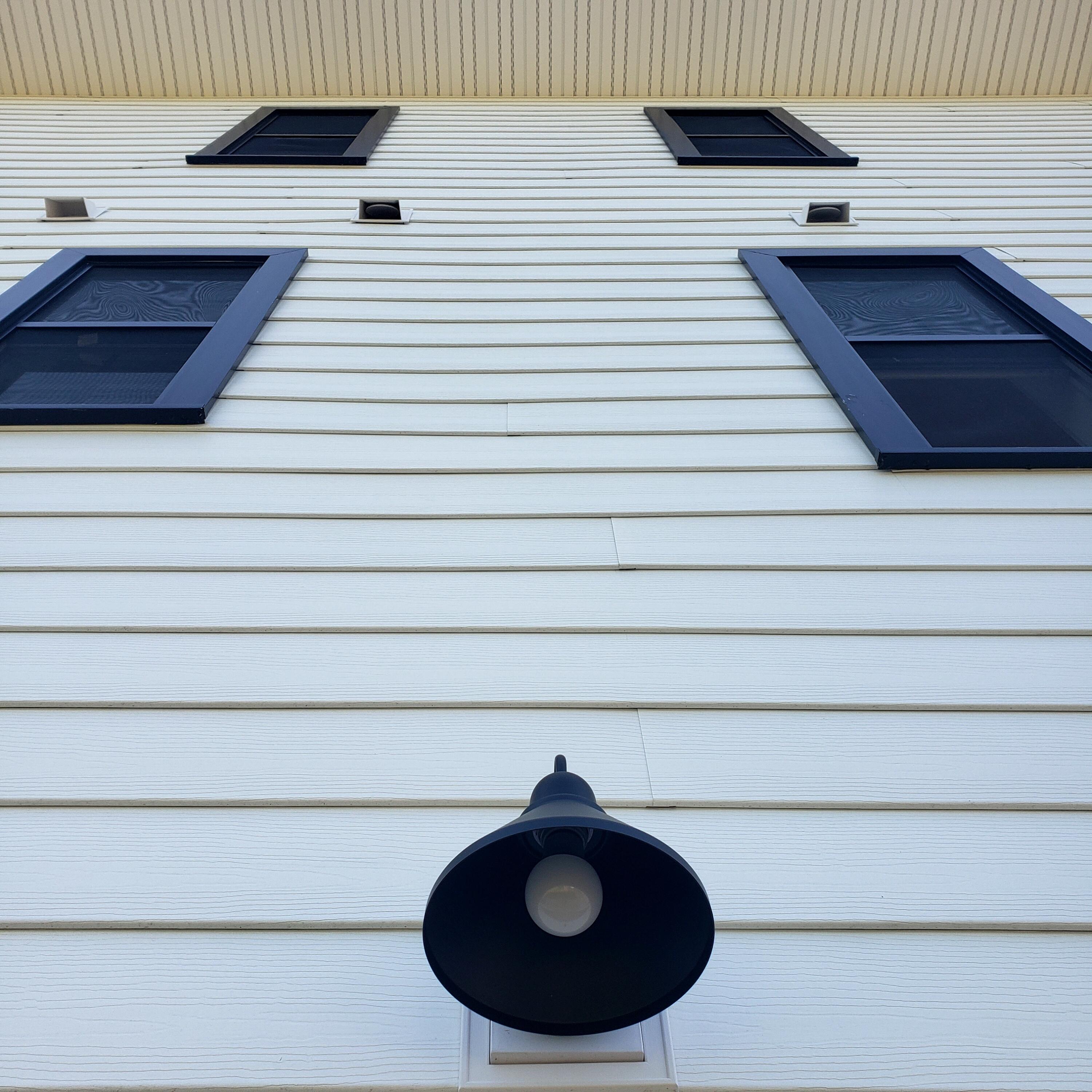 188 E Grand Avenue 1