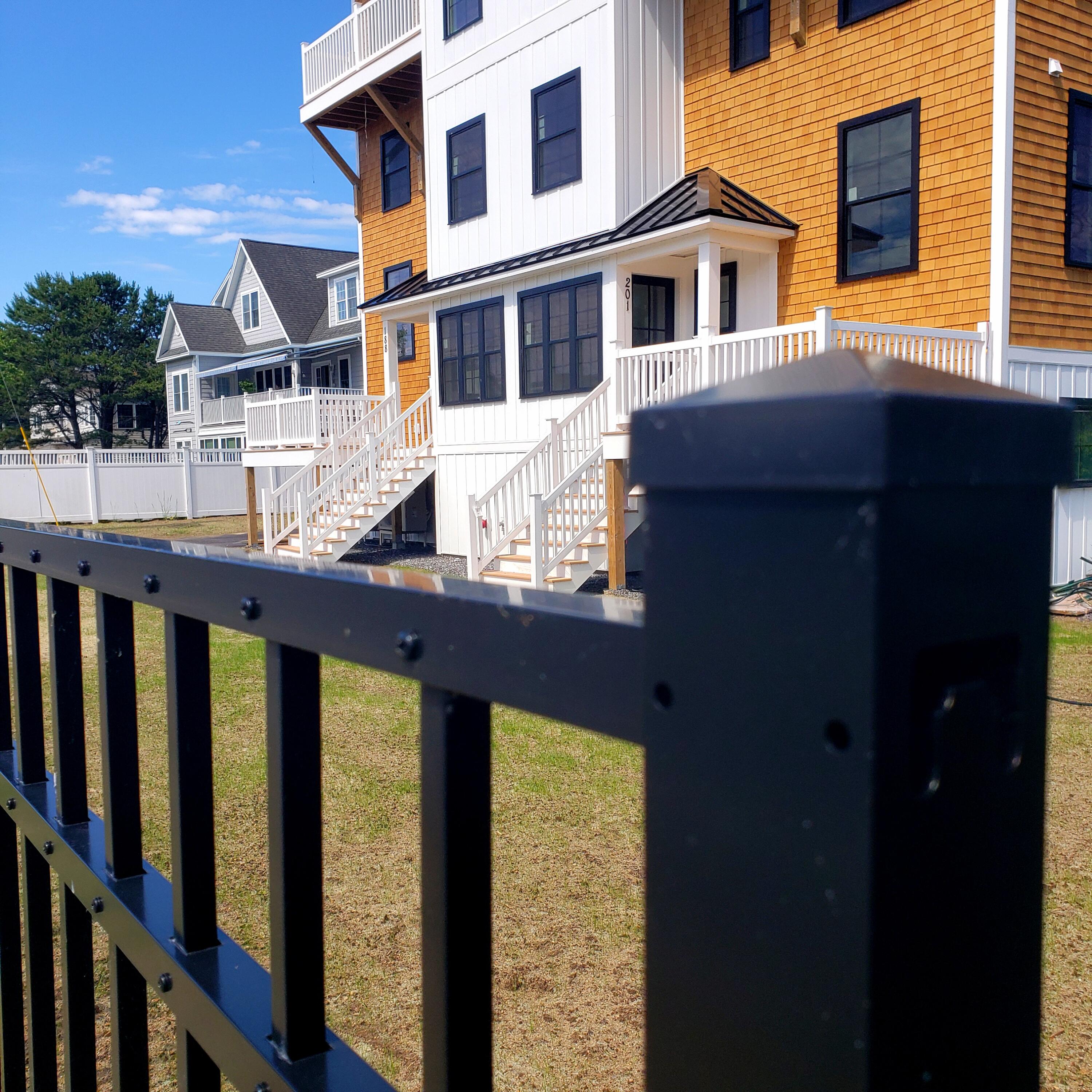 188 E Grand Avenue 1