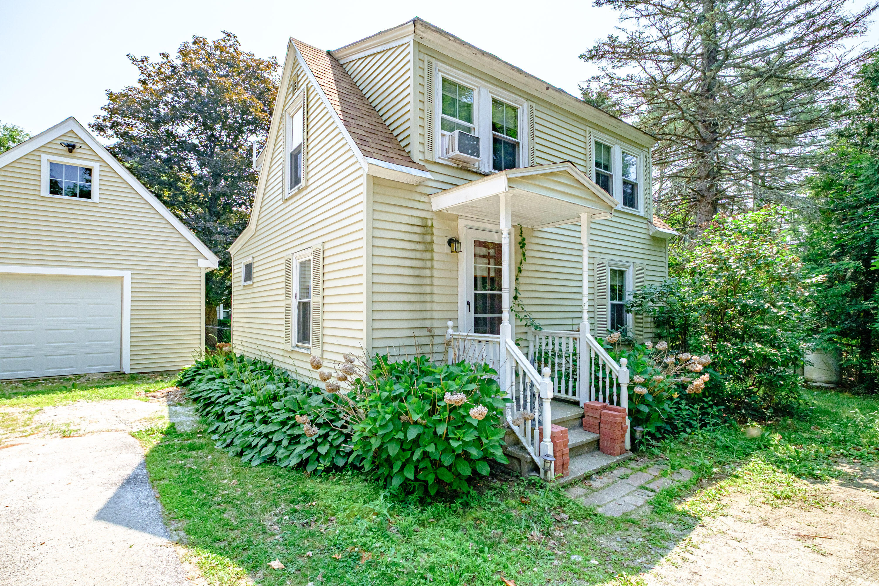 7 Preston Drive