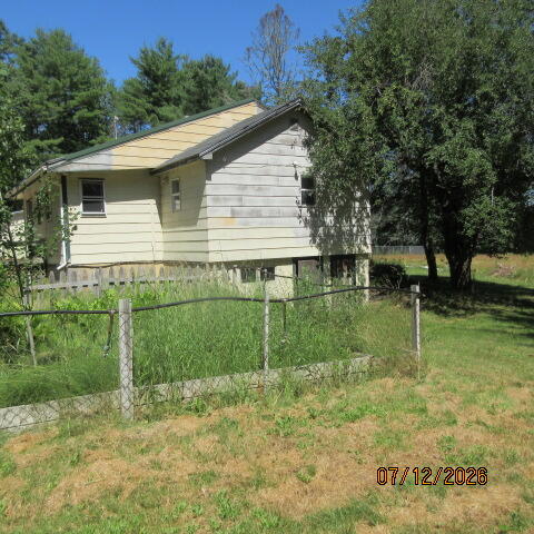 24 Currier Drive
