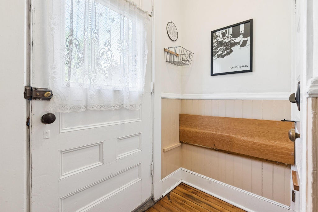 Photo of 126 Park Street #6, Portland, ME 04101 (MLS # 1667955)