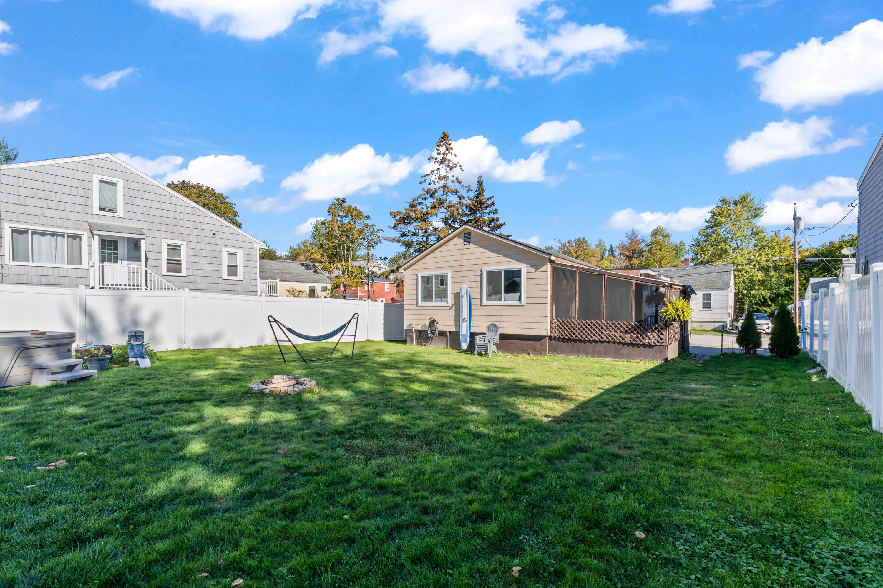 5 Carll Avenue