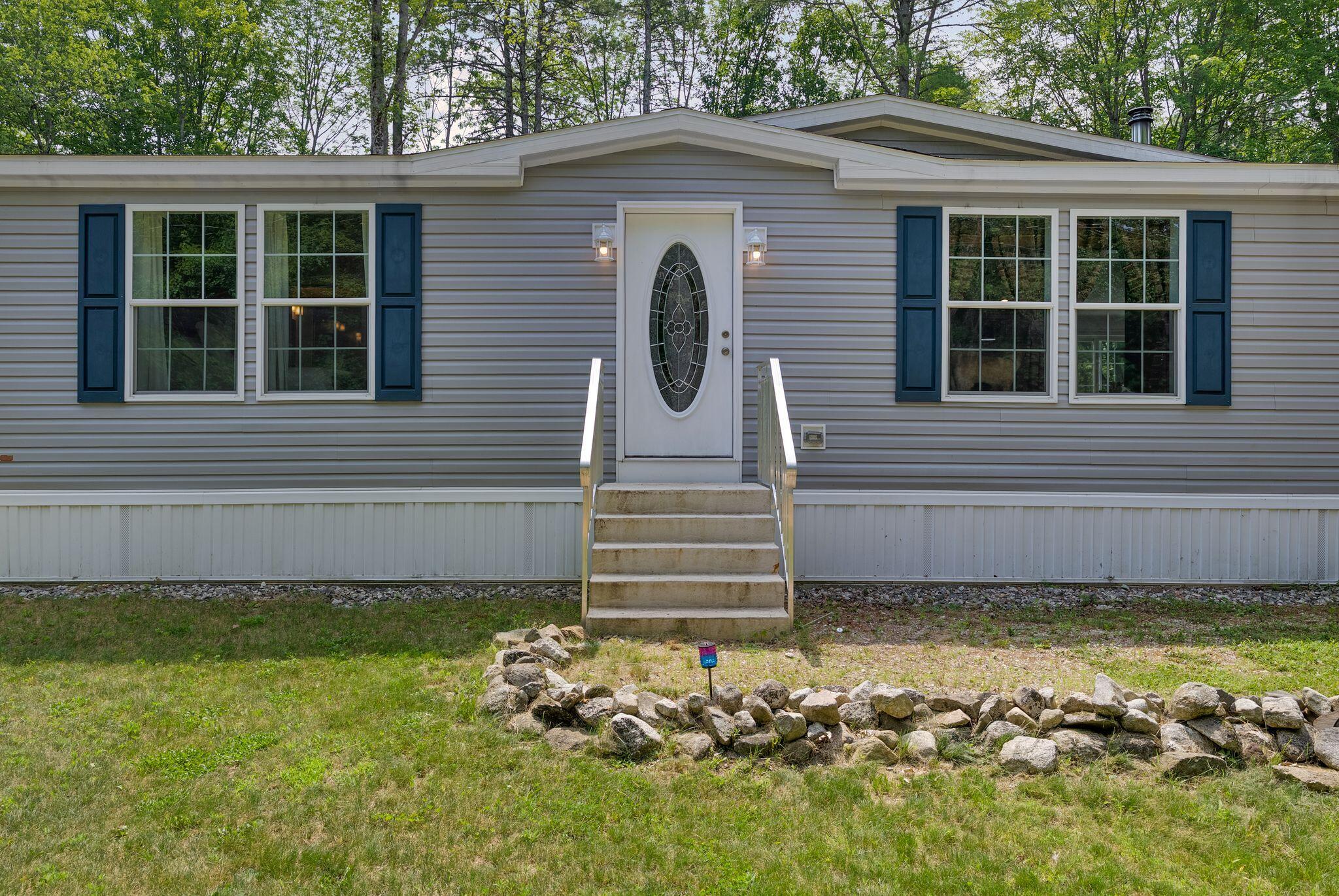 1 Martel Lane 4