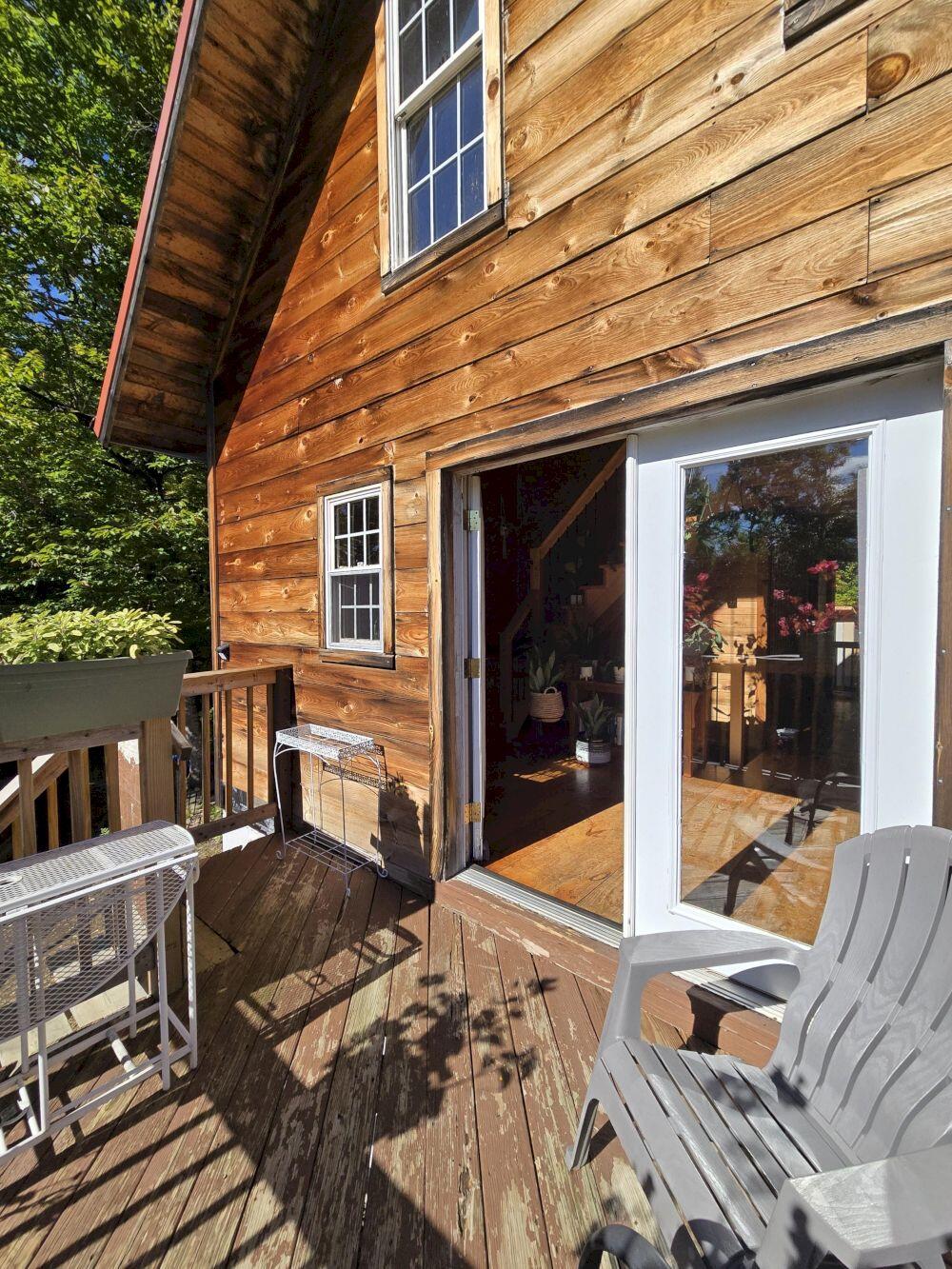 212 Ludden Lane