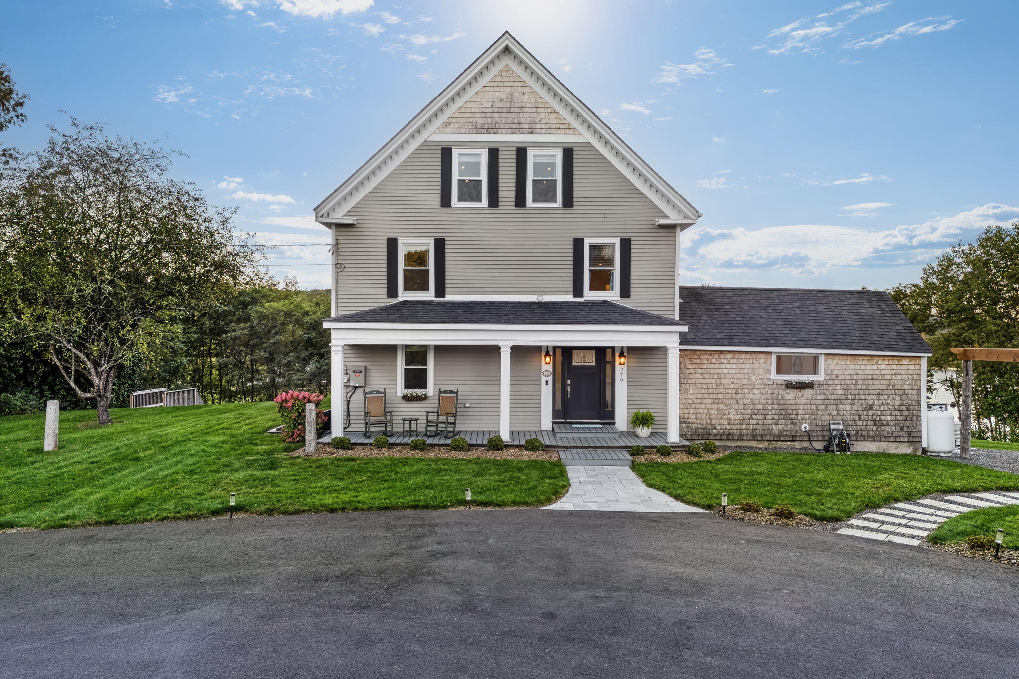 279 Middle Road