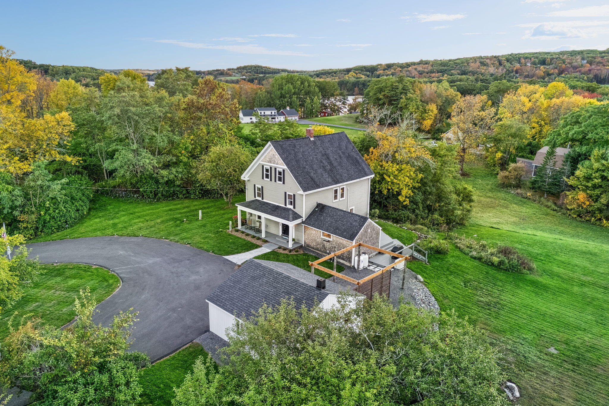 279 Middle Road