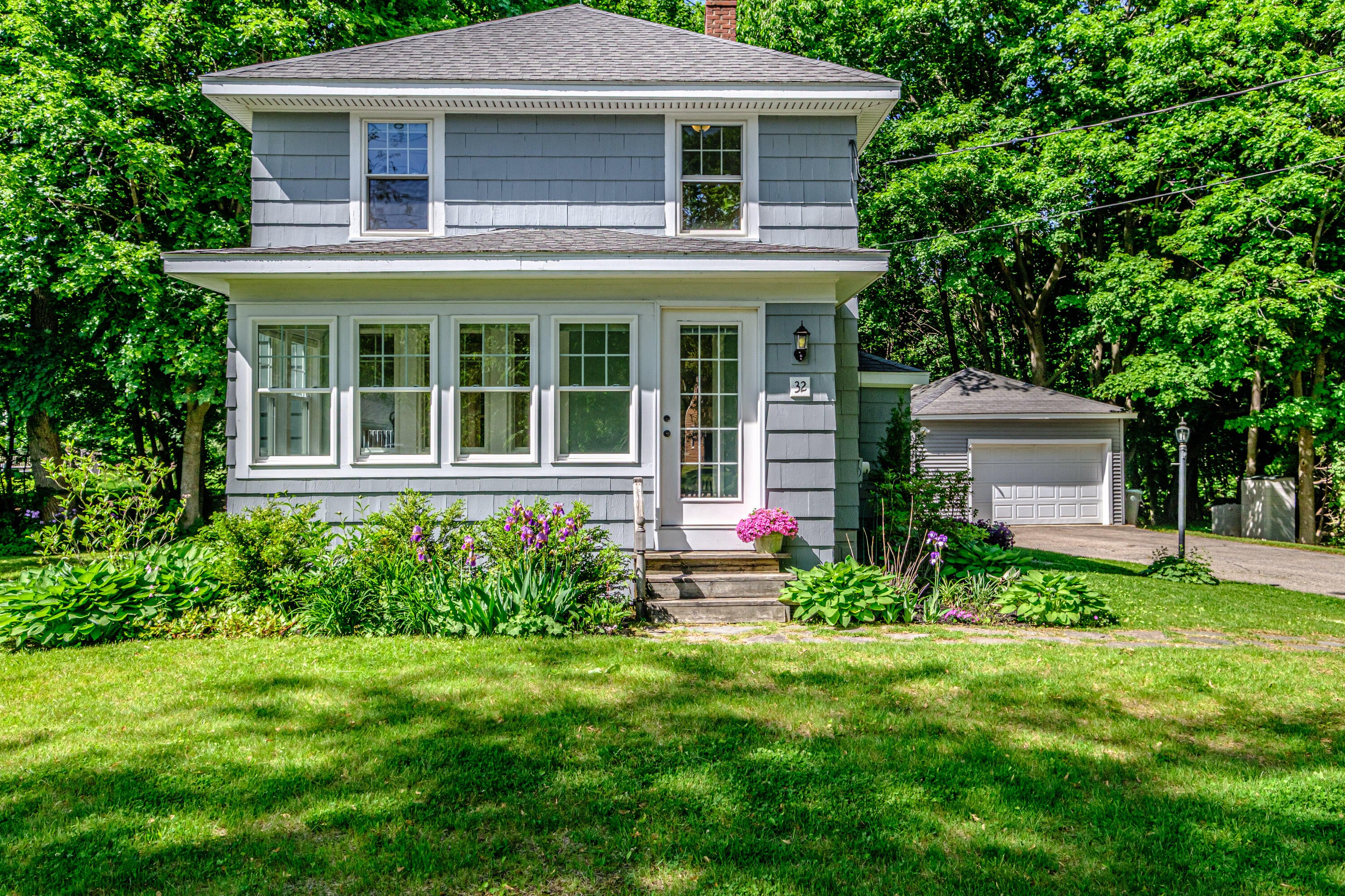 32 Pine Point Road