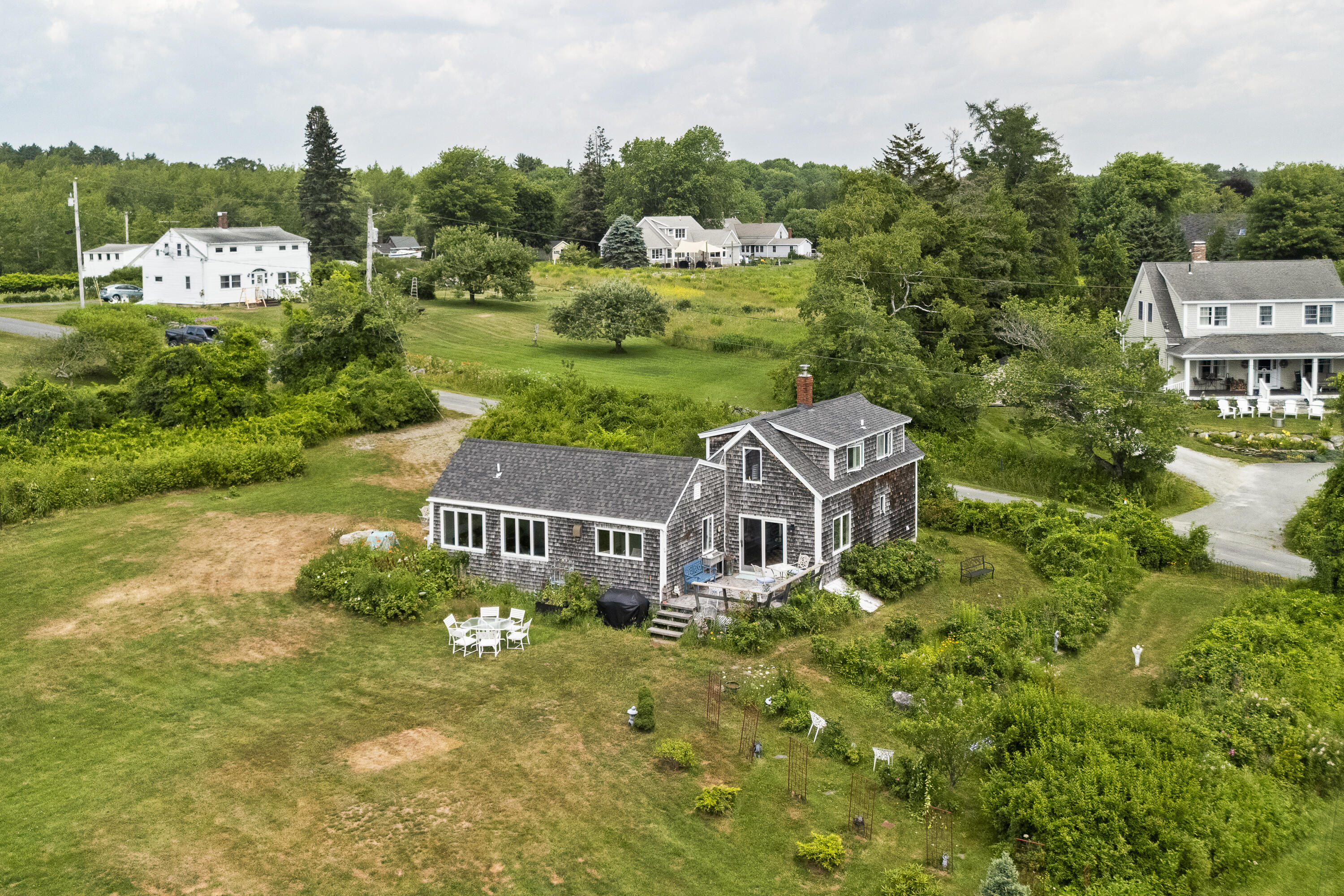 15 Creek Road
