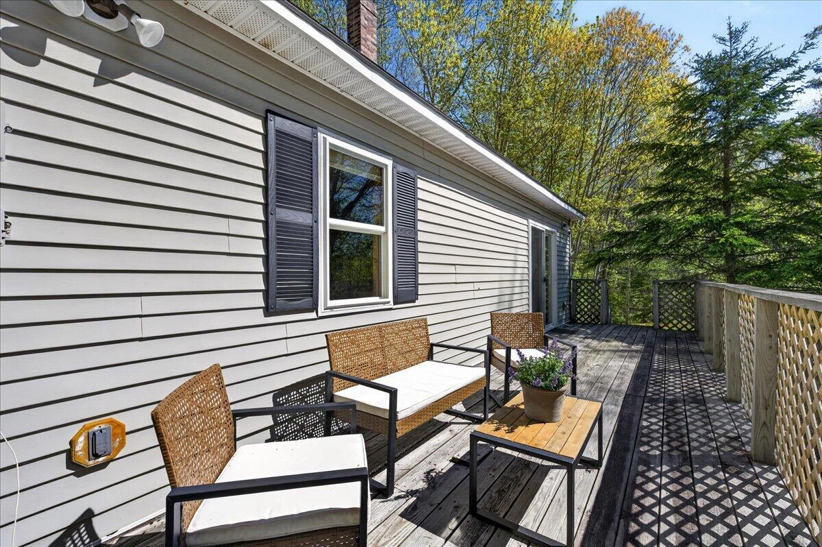 571 Crooked Road
