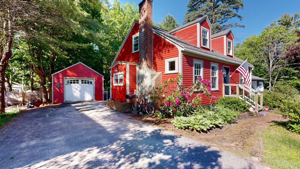 Photo of 232 Lake Street, Auburn, ME 04210 (MLS # 1665913)