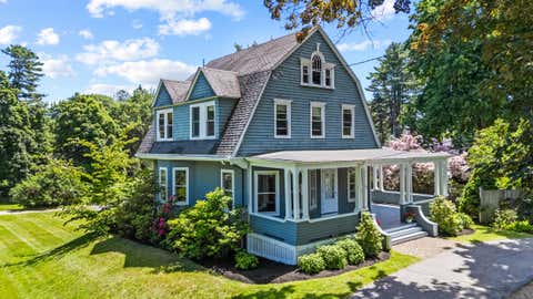 Photo of 255 Foreside Road, Falmouth, ME 04105 (MLS # 1668082)