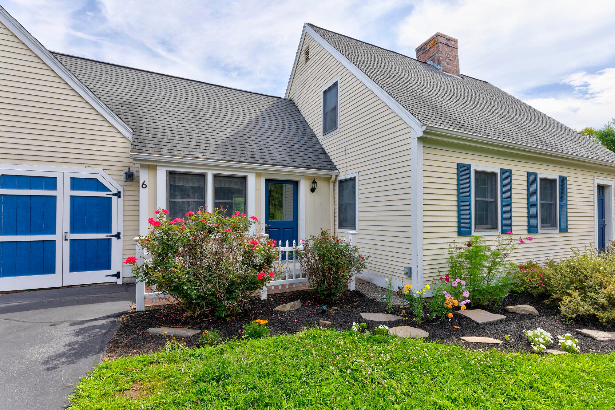 6 Settlers Way