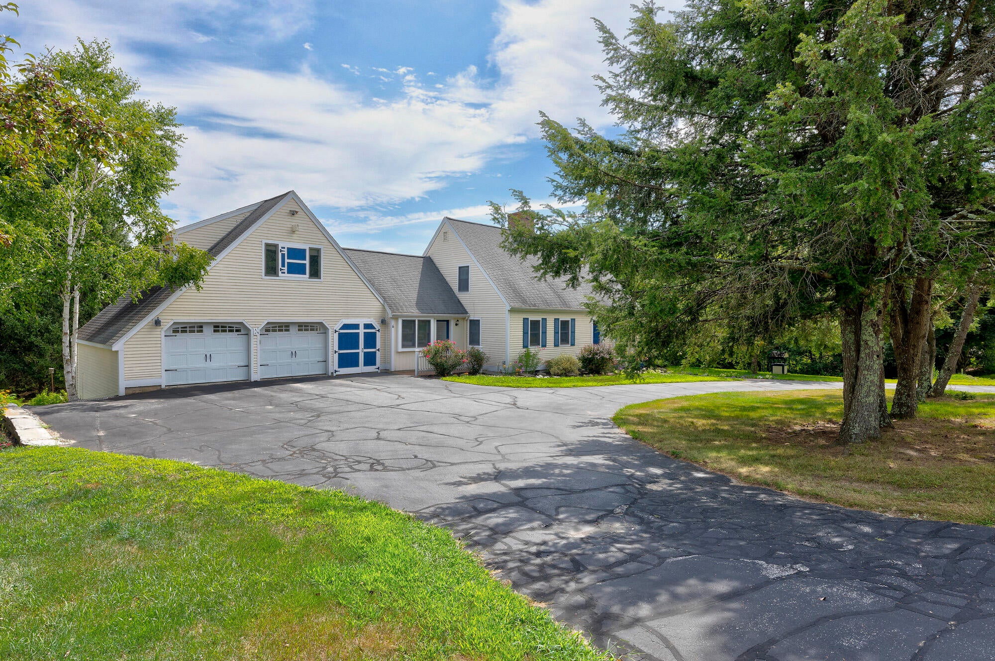 6 Settlers Way