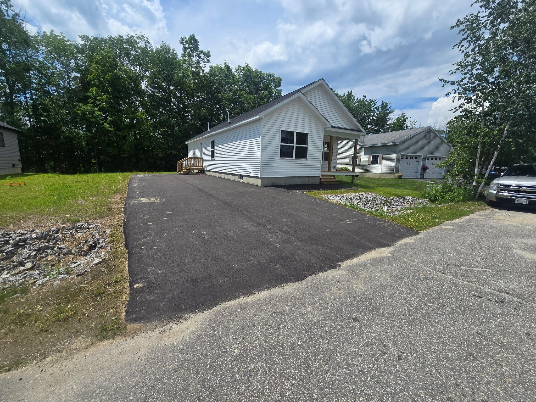 17 Streamside Drive