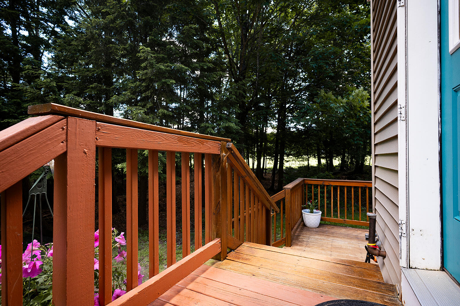 106 Highland Cliff Road