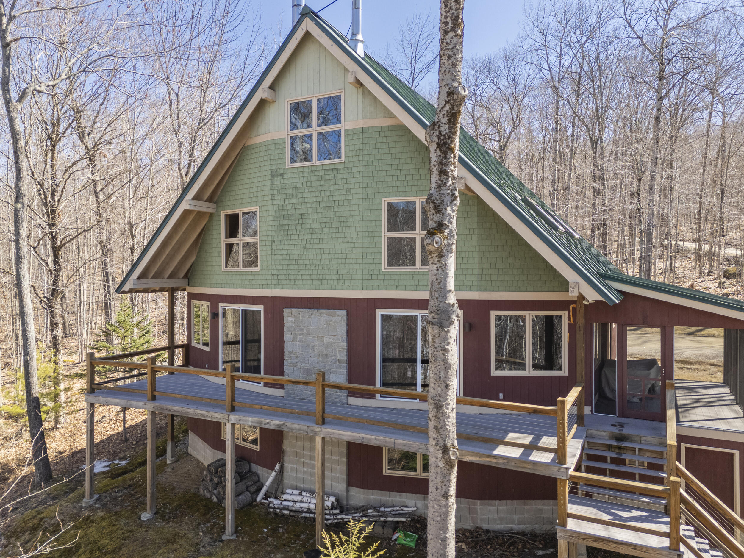 116 S Pond Shore Lane