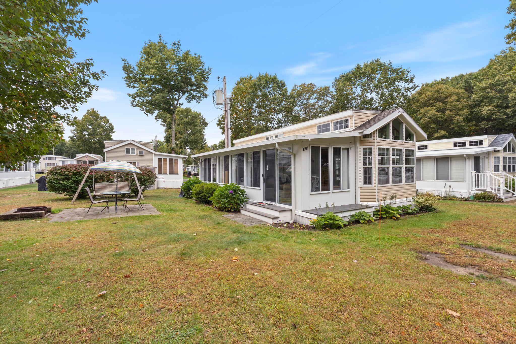 23 College Drive 822