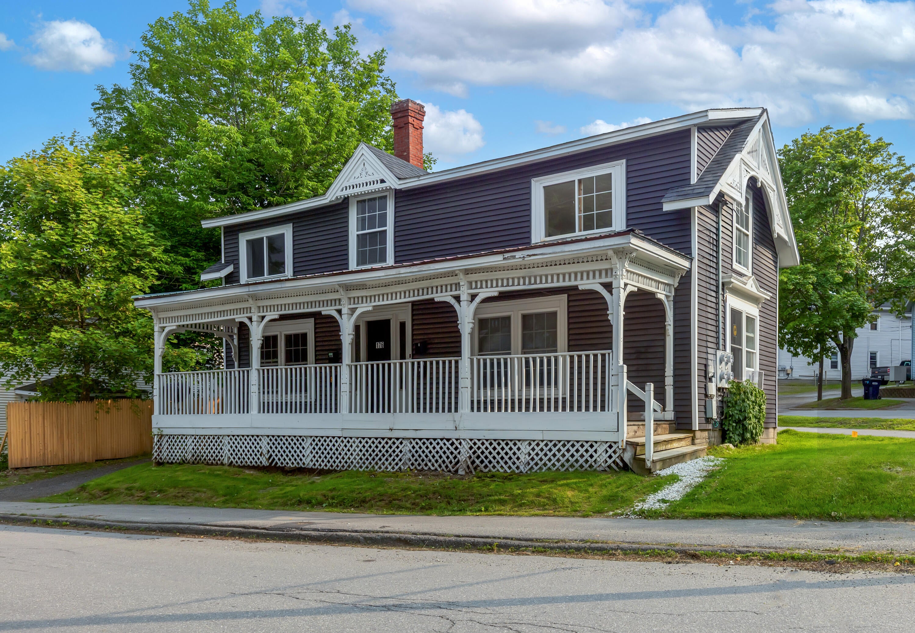 176 Court Street