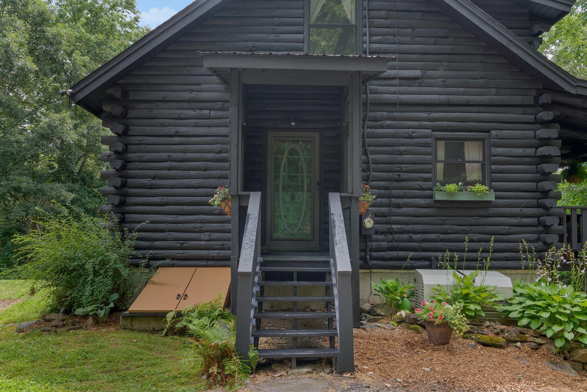 52 Cain Lane