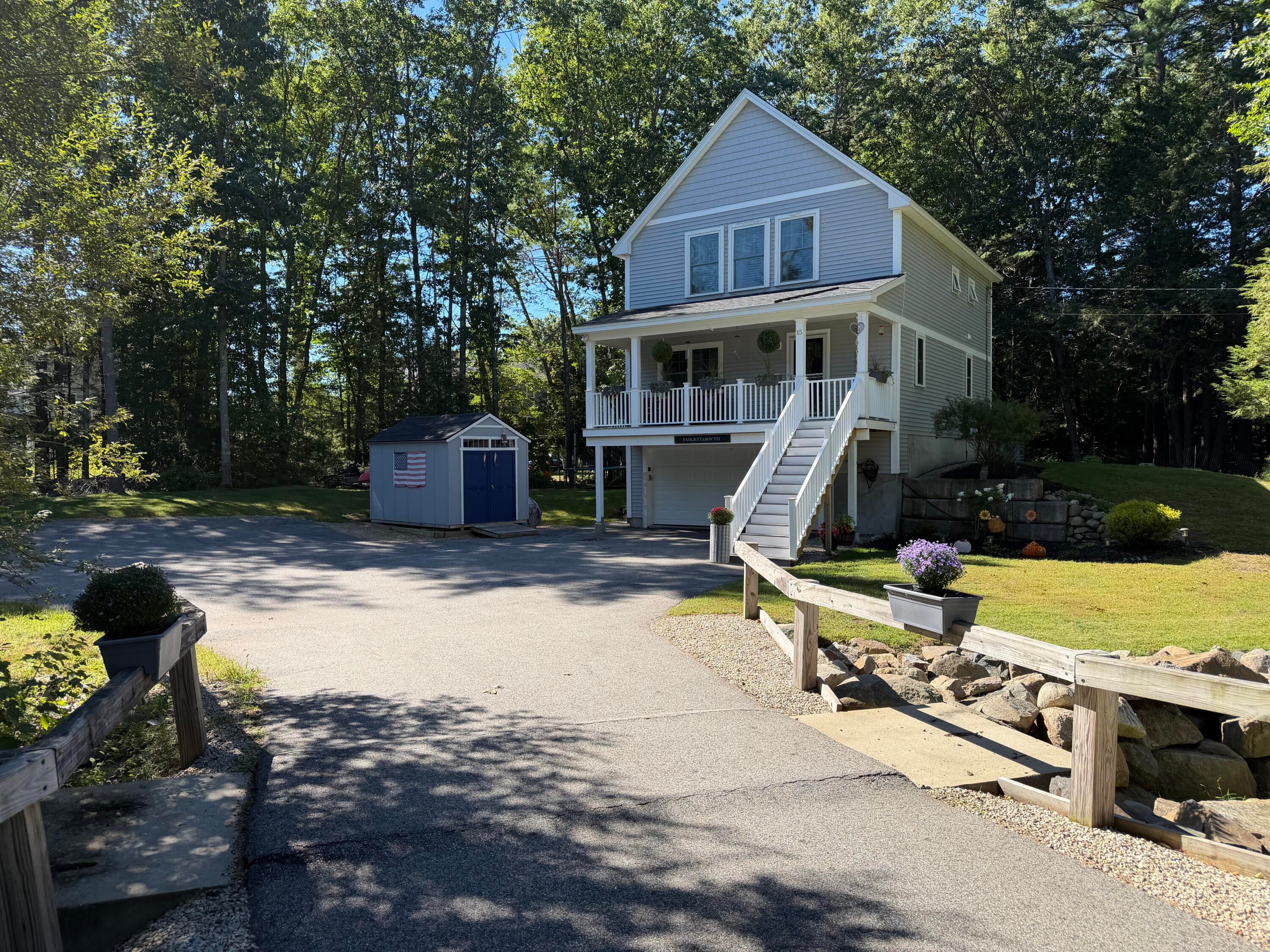 15 Bayview Drive