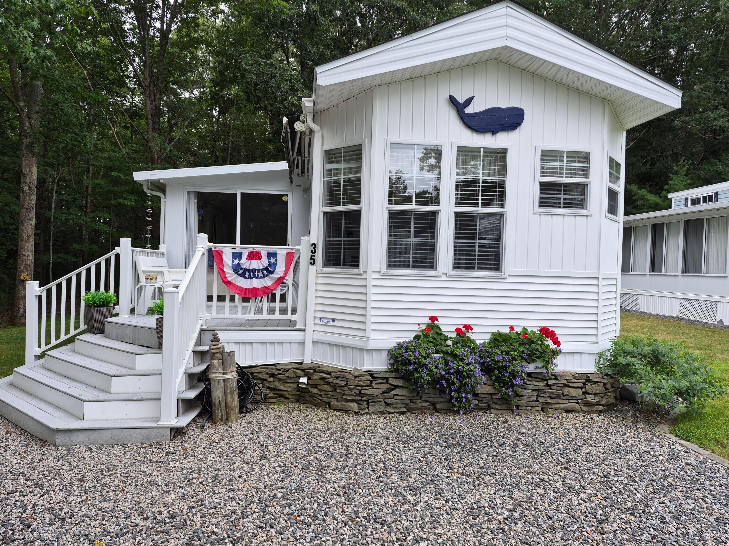 620 Post Road 35