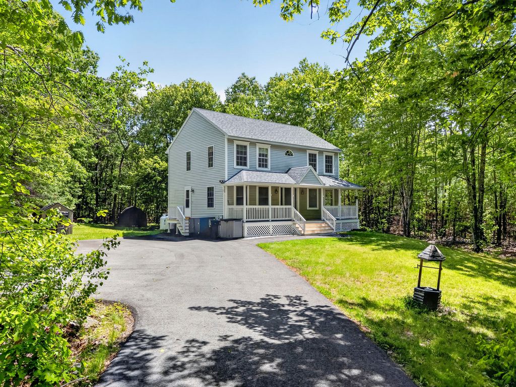 Photo of 12 Danylle Drive, Limington, ME 04049 (MLS # 1665303)