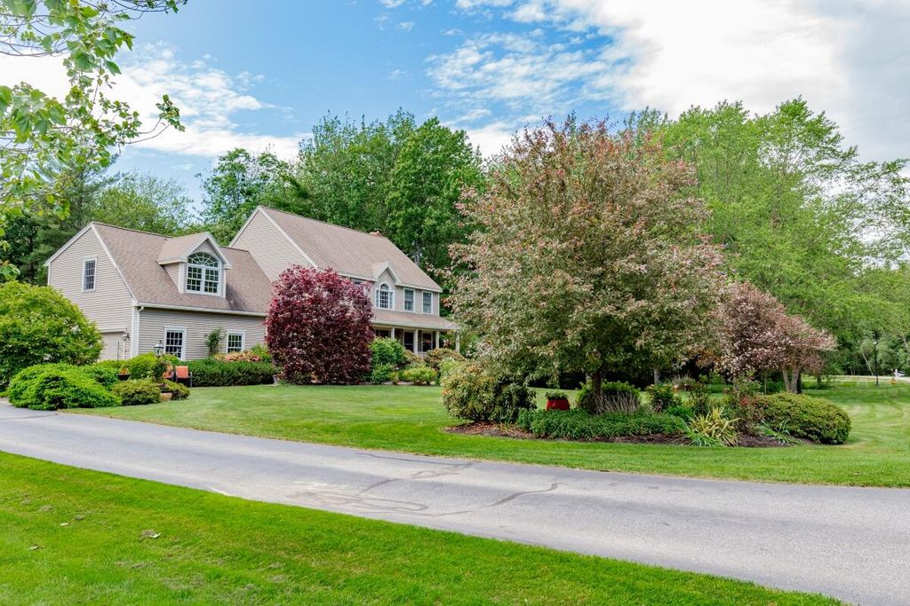 Photo of 7 Bornheimer Place, Scarborough, ME 04074 (MLS # 1664549)