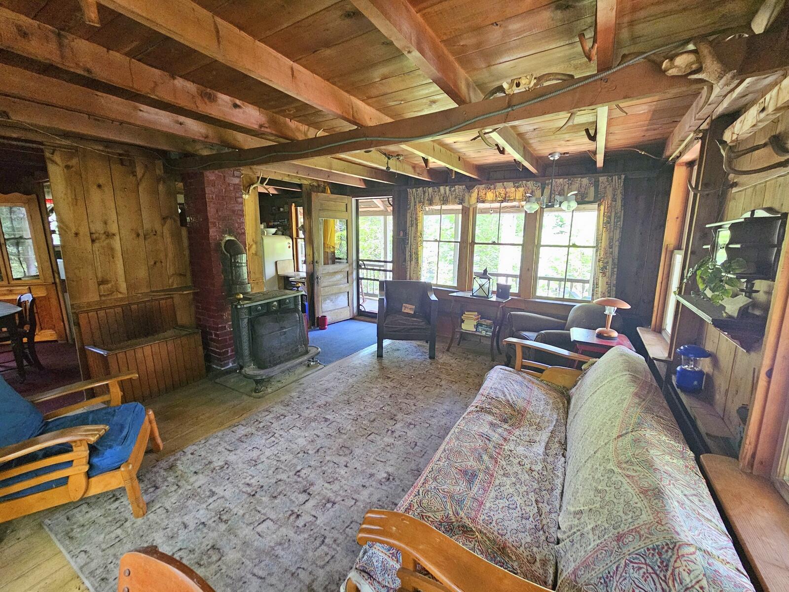 6 Beech Hill Road