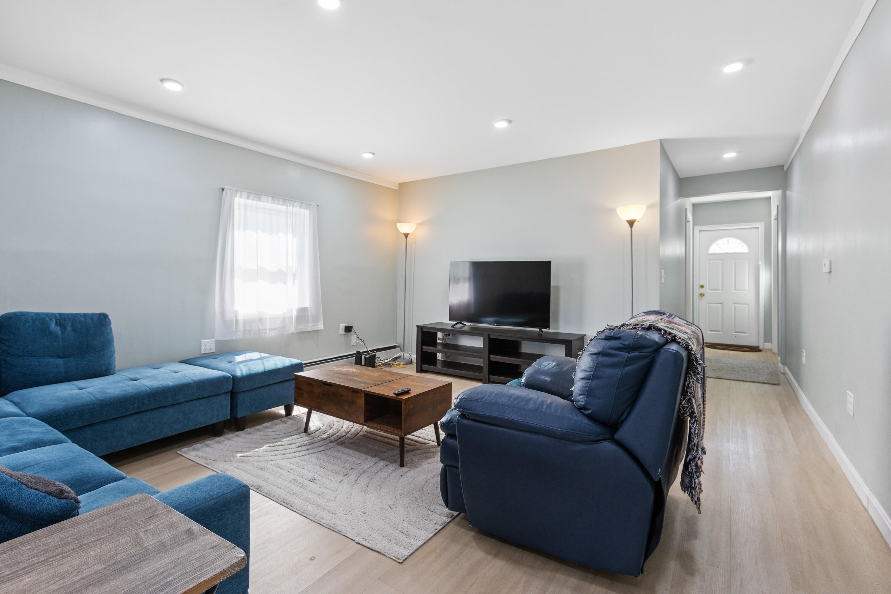 6 Pine Avenue