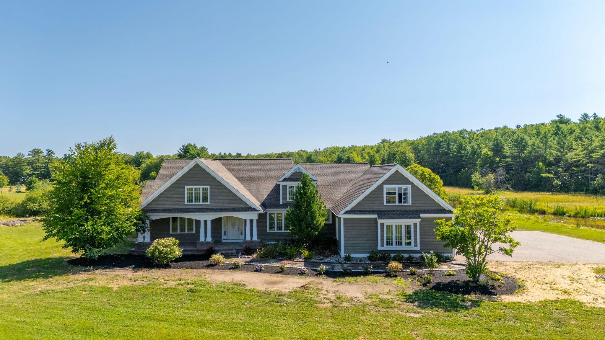 8 Moxie Lane
