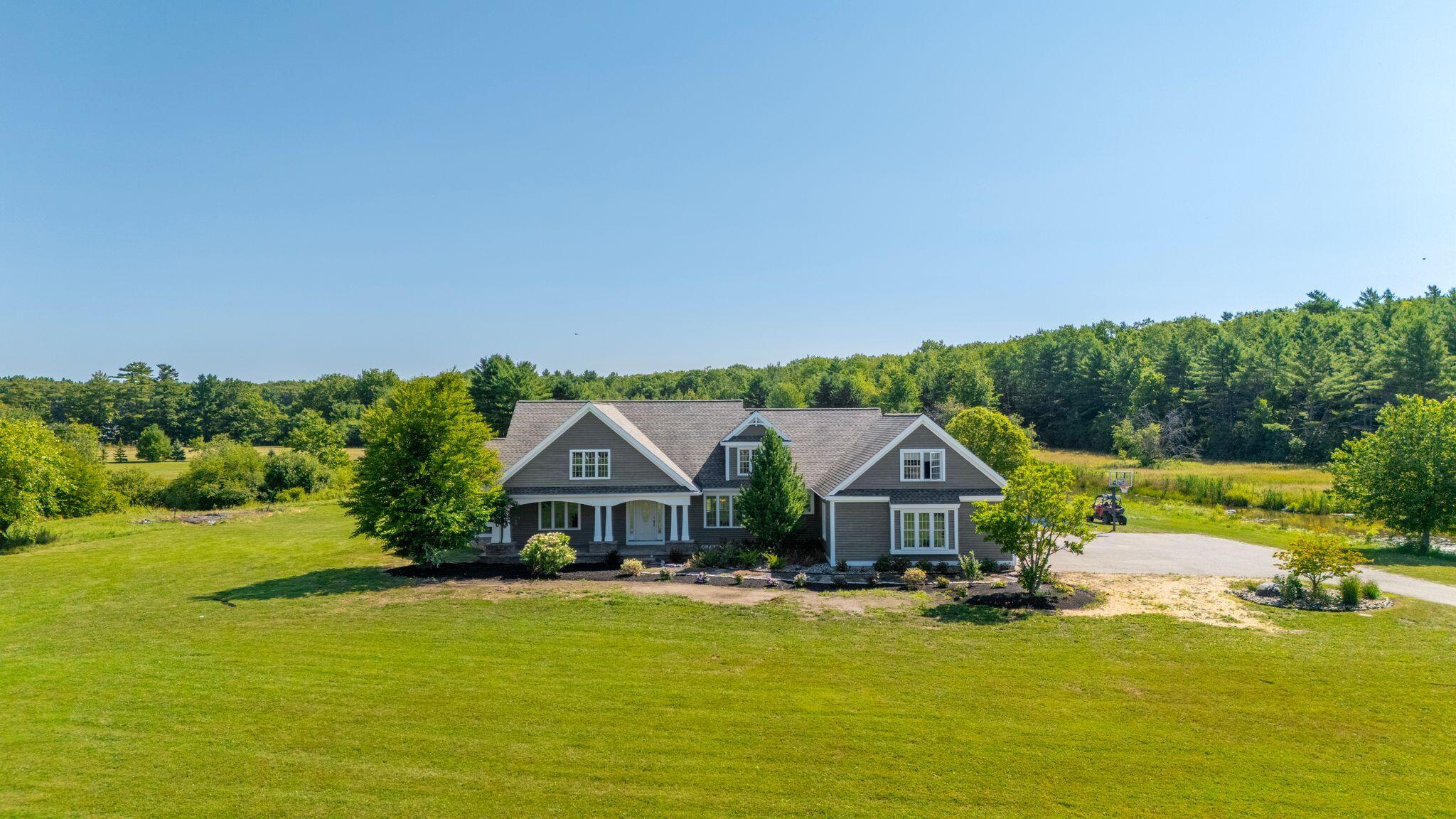 8 Moxie Lane