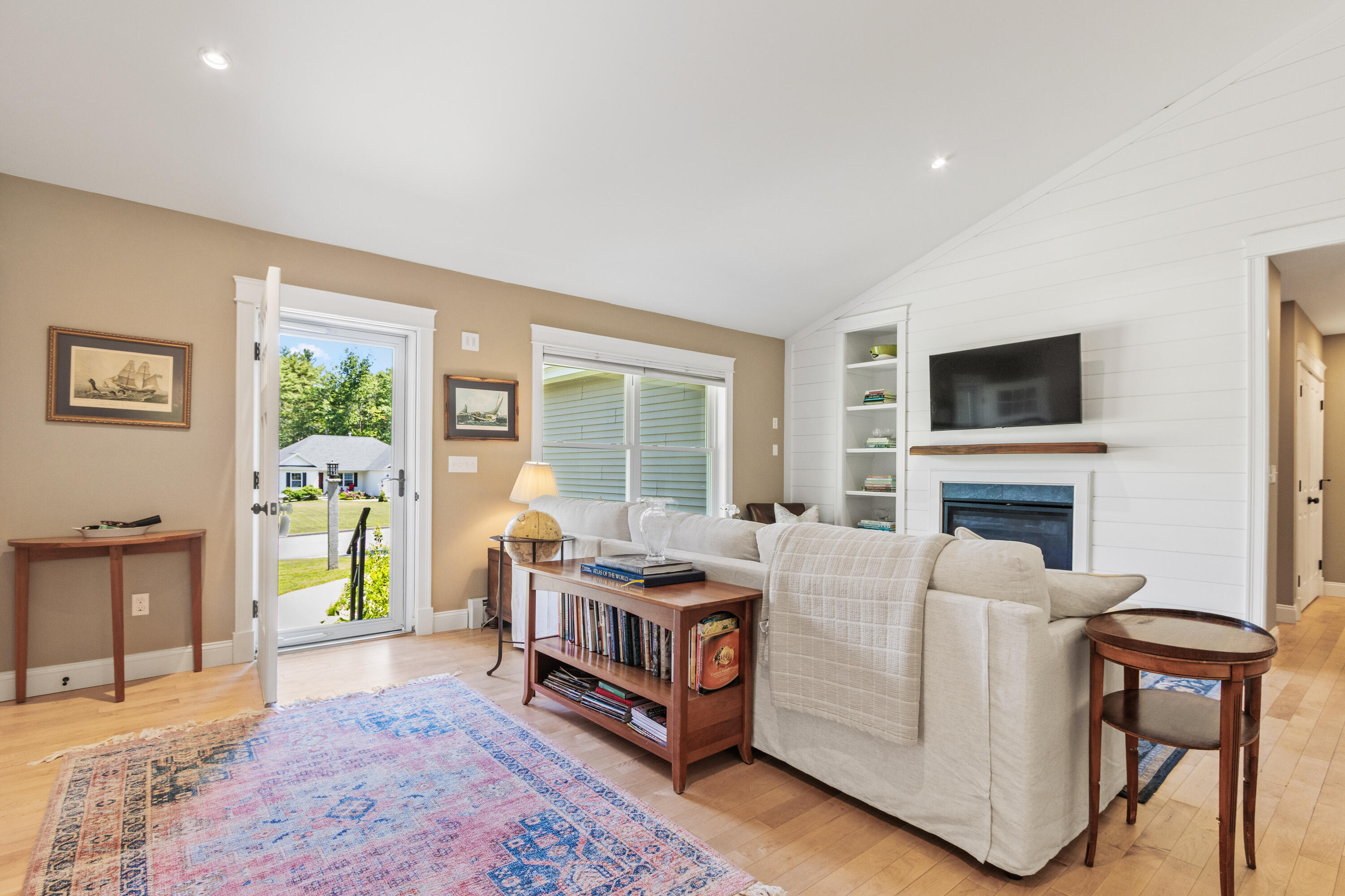 21 Dolphin Avenue