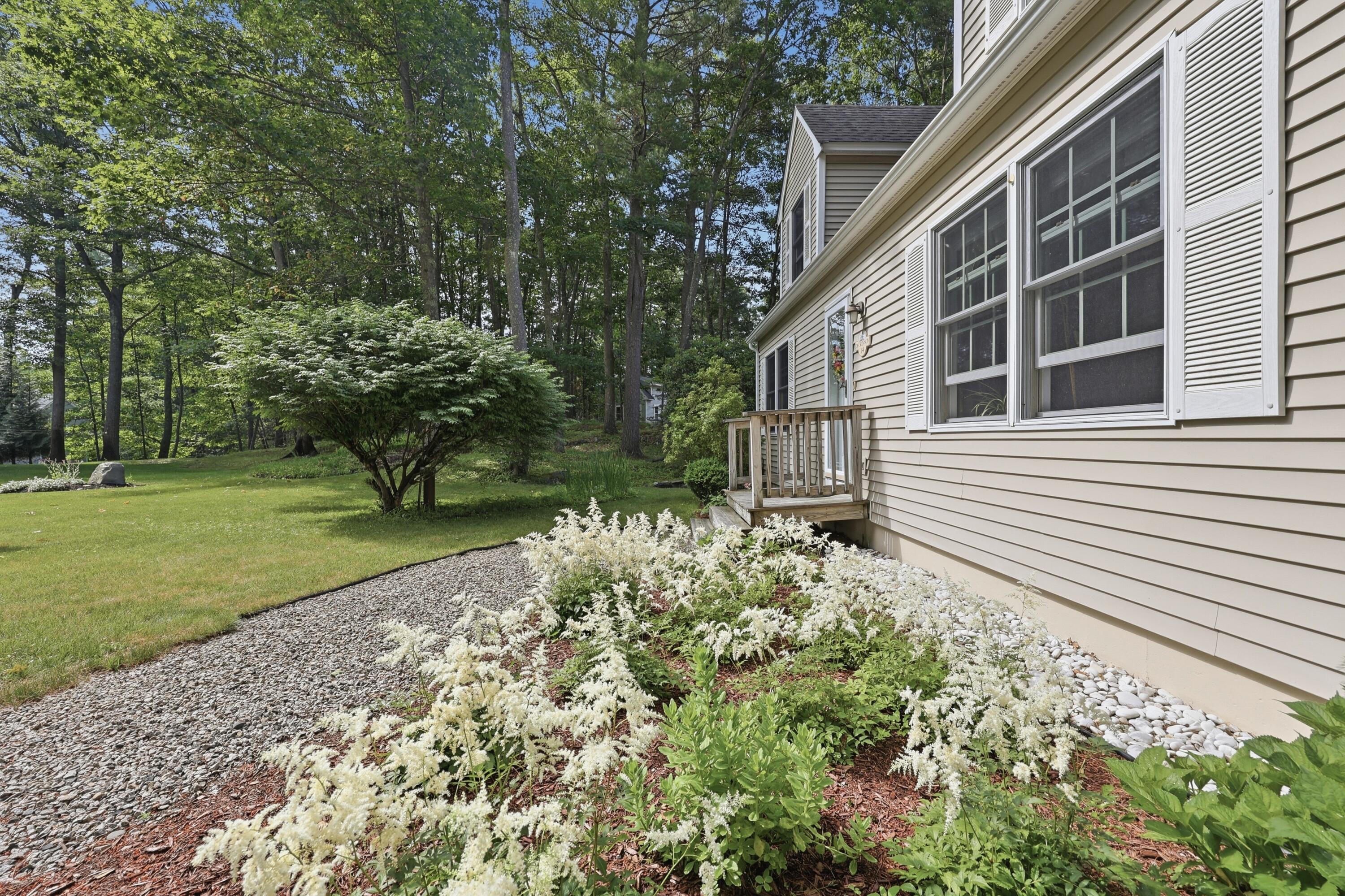 14 Hill Creek Drive
