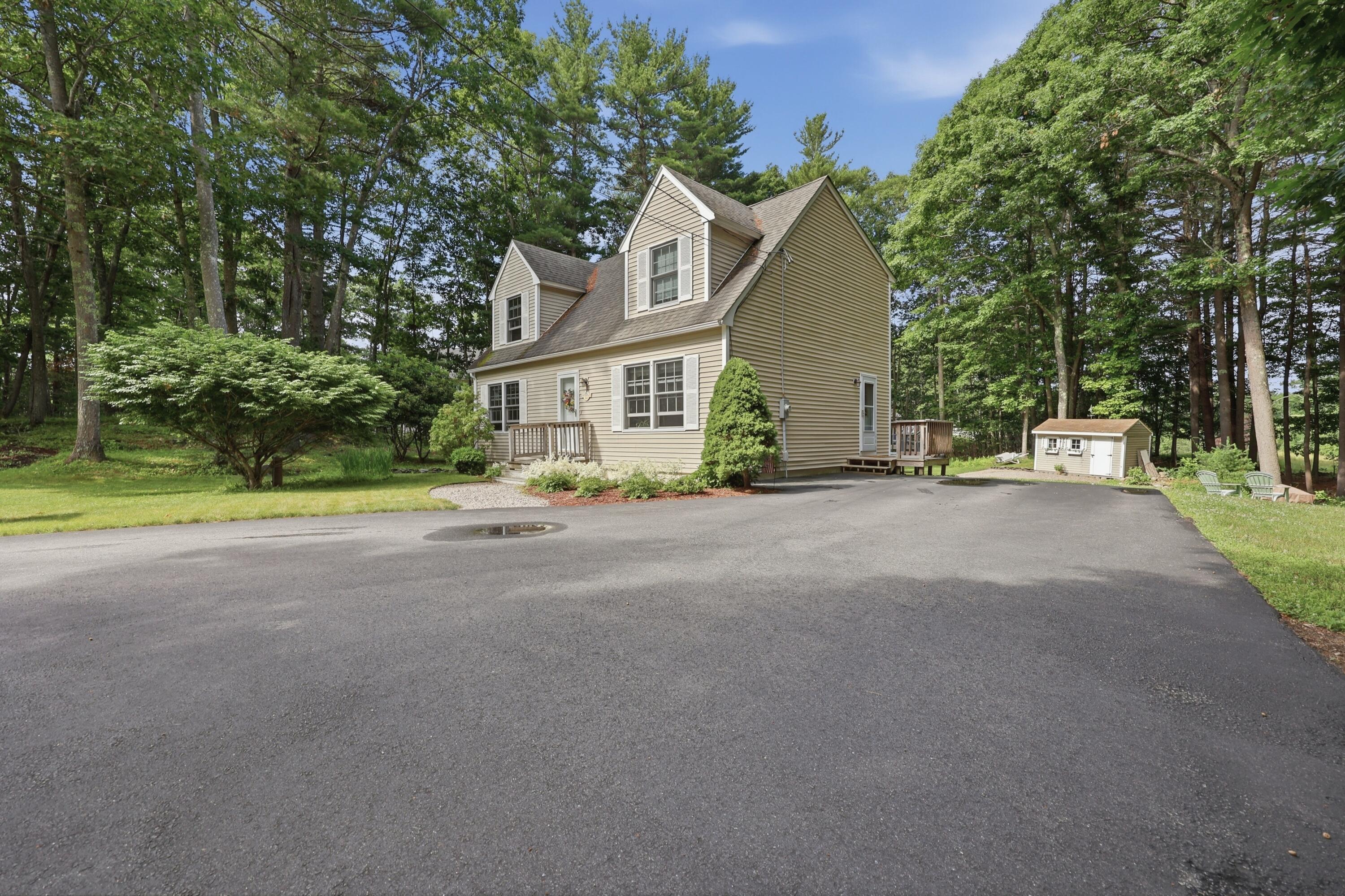 14 Hill Creek Drive