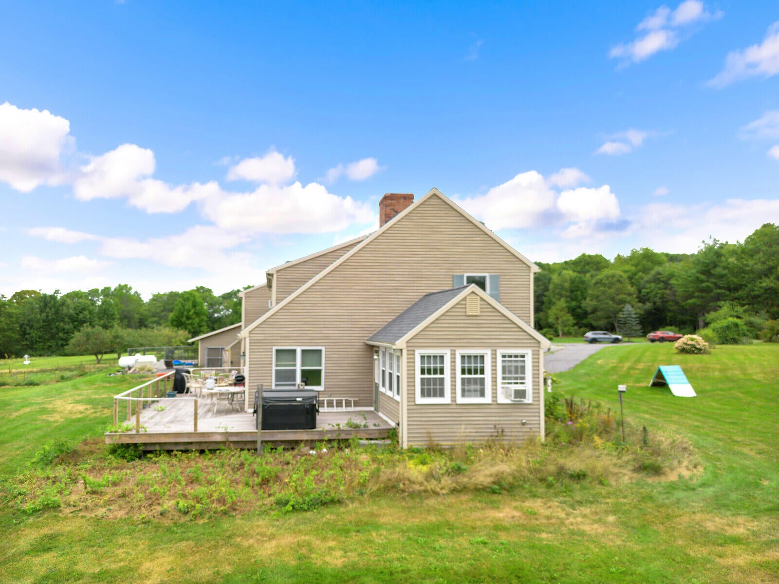 324 Gorden Road